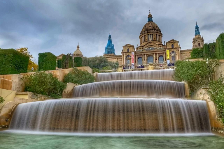 Full/Half day Barcelona highlights with entrances & Tasting Full Day with Transport,Tasting&Entrances (Maximum 9 people)