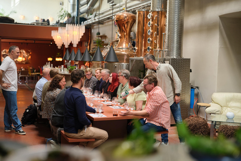 Gothenburg: Distillery Tour and Guided Tasting