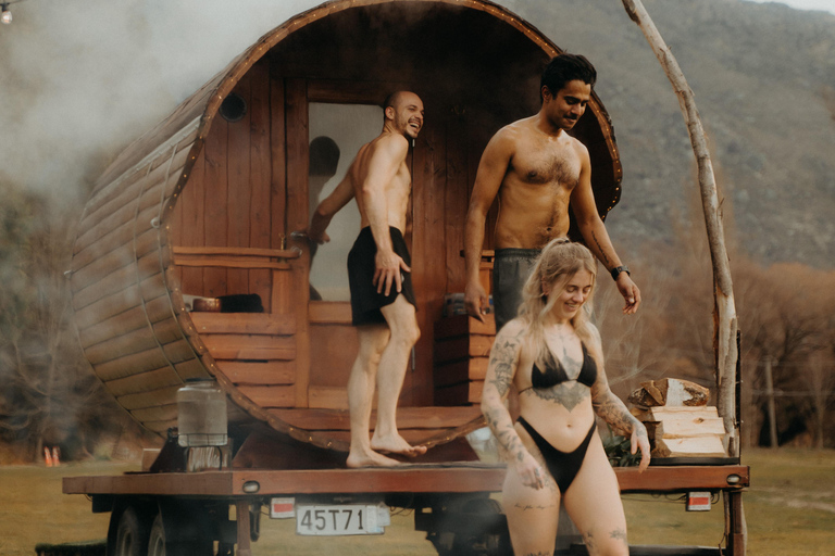Queenstown: Riverside Sauna and Cold Plunge Experience