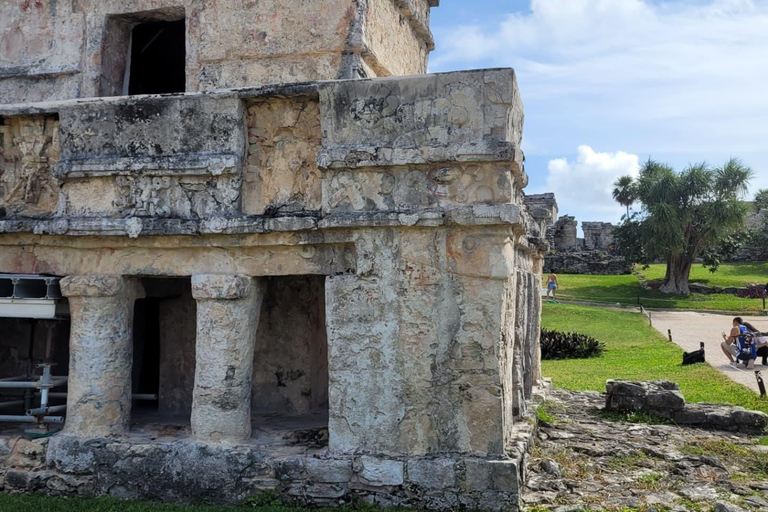 Playa del Carmen: Tulum, Playa Paraiso, and 5th Avenue Tour