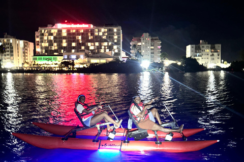 San Juan: Night Glow Adventure Chiliboats in Condado Lagoon