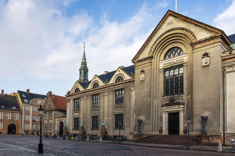 Copenhagen City, Old Town, Nyhavn, Architecture Walking Tour 3-hour: Old Town Highlights & Marble Church