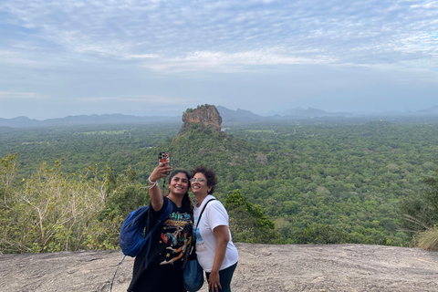 Pidurangala Rock Sunrise/Sunset Guided Hike with Pickup Pidurangala Rock Sunset Inluded Entrance Tickets