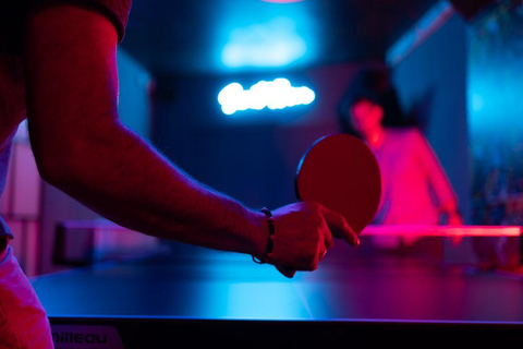 Haia: Secret Ping Pong Bar, fale fácil sobre o bar de tênis de mesa