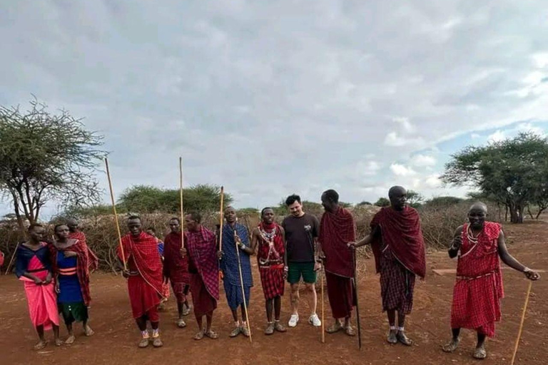 Kajiado: Maasai Village Tour with Hotel Pickup