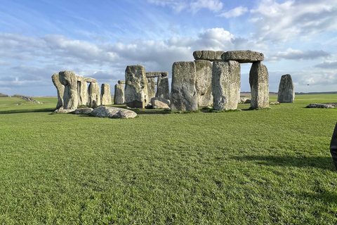 Stonehenge and Windsor Castle Private Car Tour from London