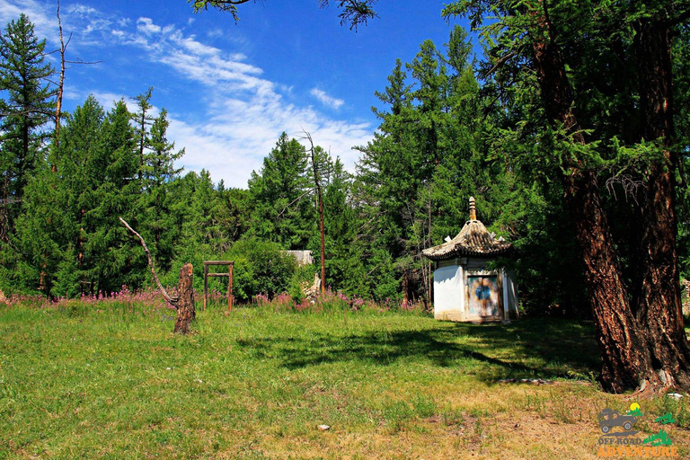 3-Day Tour with Horse Trekking in Terelj National Park