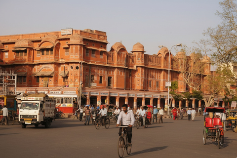 Jaipur: Pink City Heritage Walk with Chai &amp; Local Stories