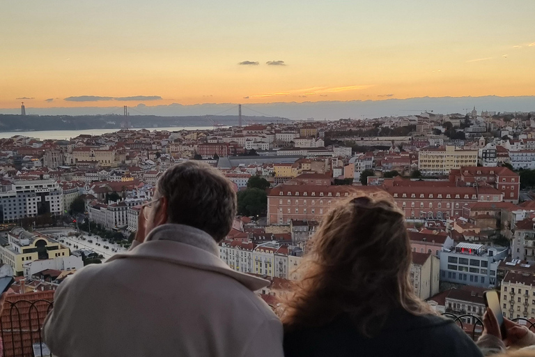 2h Private TukTuk Tour Christmas Lights Free Pickup 2h Private TukTuk Tour Christmas Lights Free Pickup