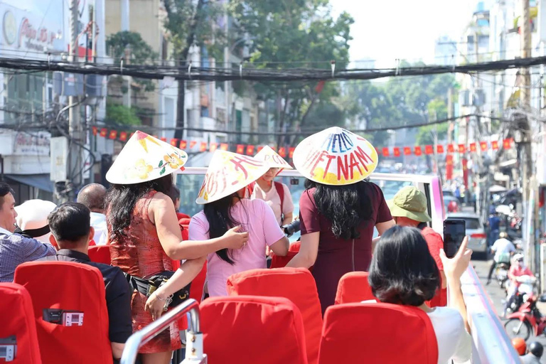 胡志明市观光巴士游（含水上木偶戏）