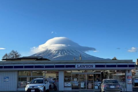 Tokyo: Fuji Fuji-berget, Arakura Sengen Park, Oshino Hakkai BussturFrån Shinjuku till Fuji-berget kl. 8:30