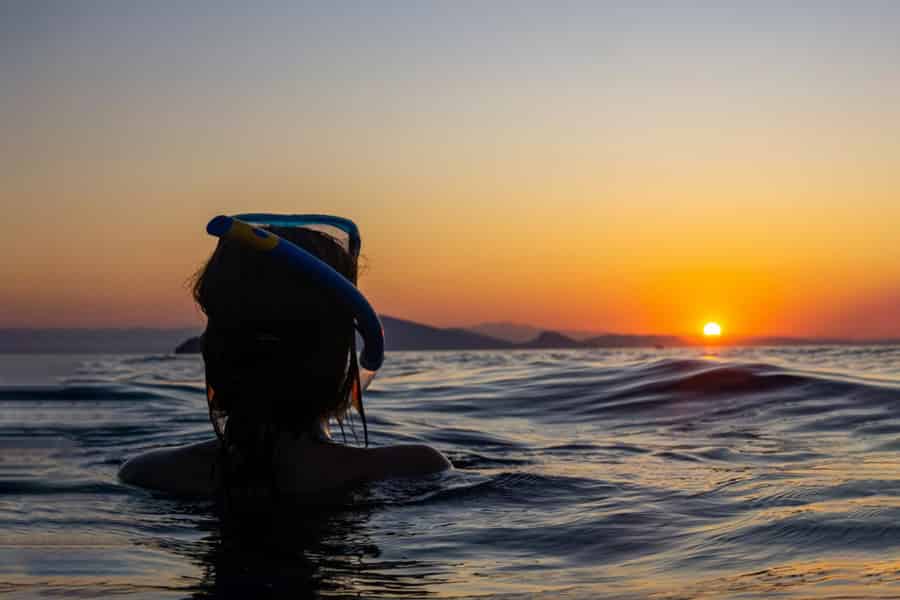 Hurghada: Sonnenuntergangsfahrt nur für Erwachsene mit Schnorcheln & Abendessen. Foto: GetYourGuide