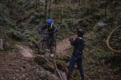 * Vanuit Pokhara: Kalikashan naar Begnas Lake Loop ...
