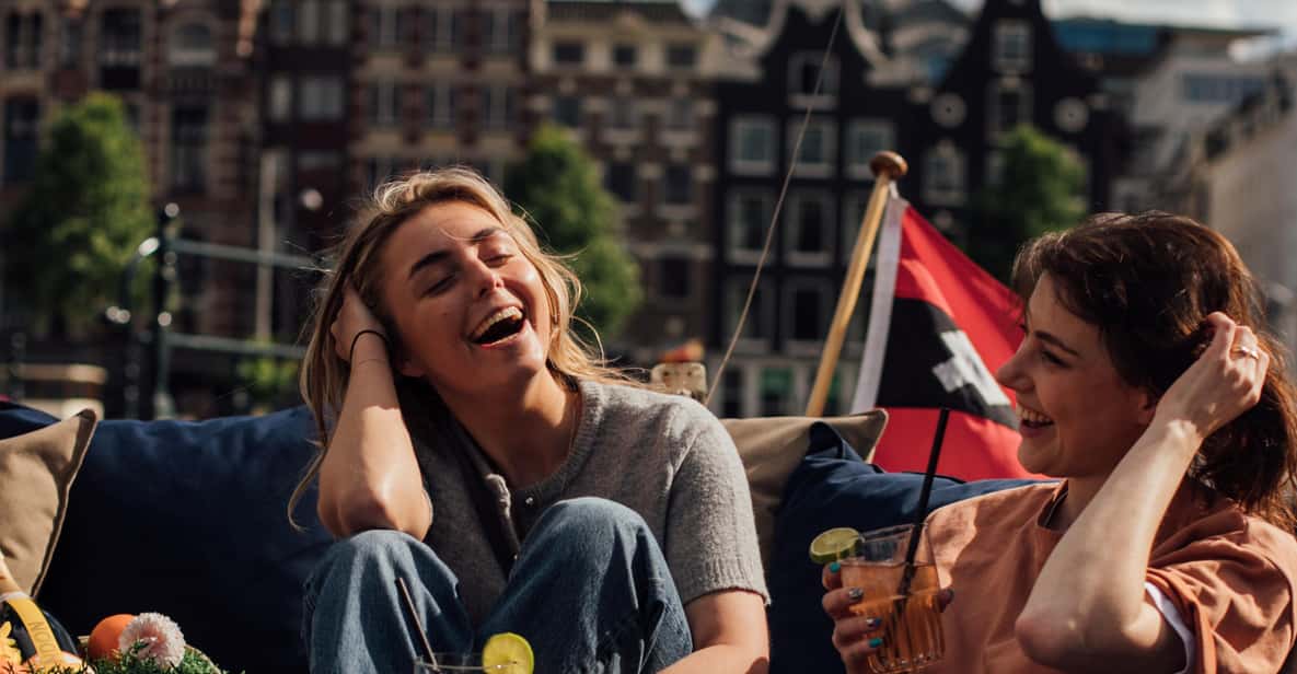 Afbeelding 18 van Amsterdam: Luxe rondvaart – optioneel uit te breiden met onbeperkte cocktails en snacks
