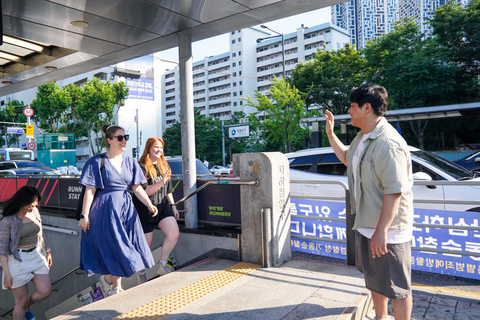 Han's River Picnic in Center of Seoul