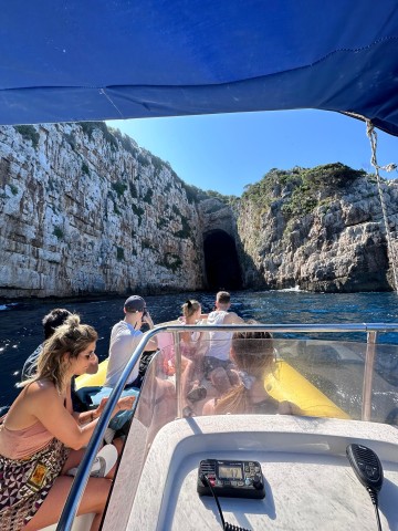 Visit Vlore Private Speedboat Tour to Haxhi Ali Cave in Vlorë, Albania