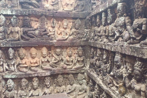 Angkor Wat, Angkor Thom, and Ta Prohm Day Trip with Sunset