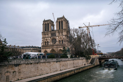 Paris: Sainte-Chapelle, Conciergerie, Notre Dame Guided Tour Private Tour in English