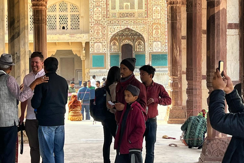 Jaipur: Gamla och nya Jaipur Dagsutflykt med bil + guide