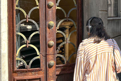 Recoleta Cemetery Experience - Silent Tour with the Death Buenos Aires: Recoleta Cemetery Immersive Sound Experience