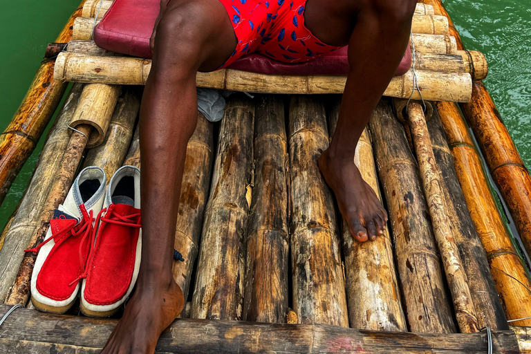 法尔茅斯：玛莎布雷河漂流体验