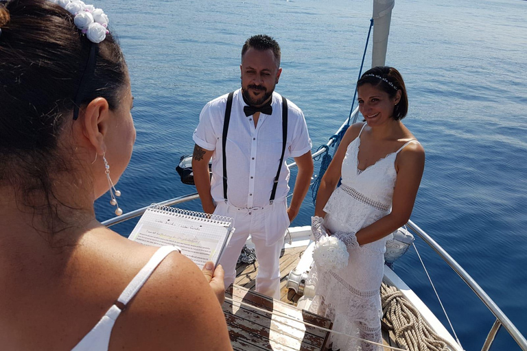 Bodrum: Romantic Wedding Proposal with optional Photoshoot Motoryacht Option