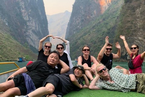 Hanoi: 3-dagars Ha Giang Loop Easy Rider (avresa till NinhBinh)