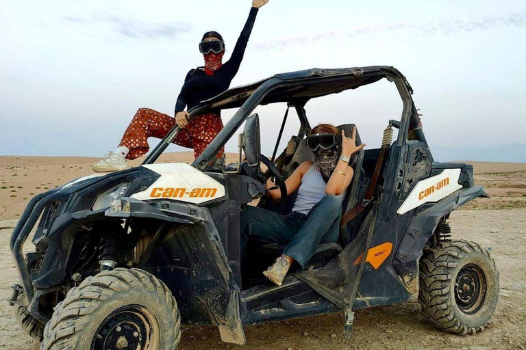 Tour: Buggy avontuur en diner onder de sterren in AgafayBuggy avontuur en diner onder de sterren in Agafay