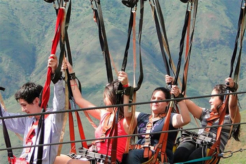 Von Bogota aus: Pendulum Freefall Experience vom BerggipfelVon Bogota: Pendel-Freifall-Erlebnis vom Berggipfel