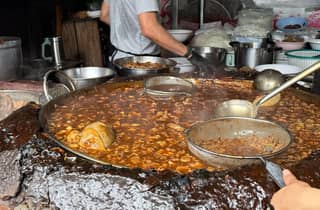 Thai-Nudel-Tour: Lokale Aromen & Geschichten aus Bangkok