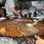 Thai Noodle Trail: Local Flavors & Bangkok Stories