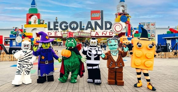 Singapore: Private Transfer to LEGOLAND with Ticket Options