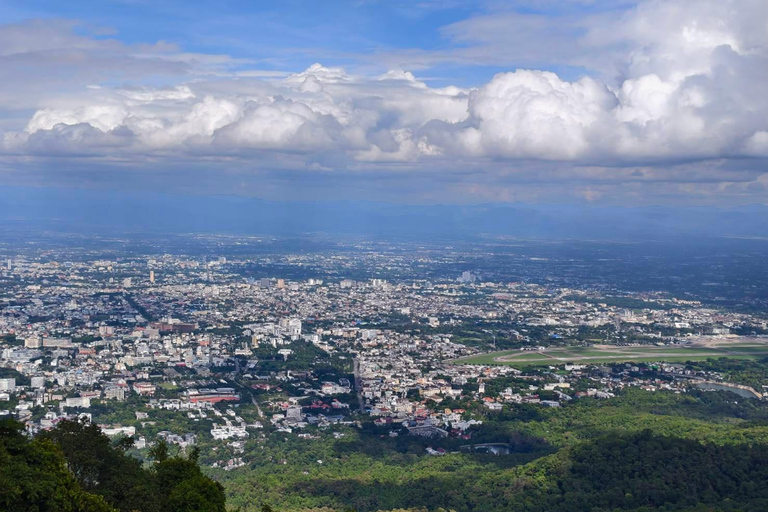 Chiang Mai: 3 Hour Doi Suthep Temple Tour with Red Car Ride