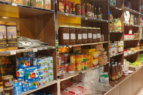 Muscat: Visit Sinaw Market, Izki Village, & Jarnan Cave Tour