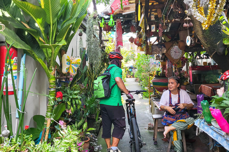 Bangkok: Passeio de bicicleta de meio dia pelas vidas locais e gastronomia com almoço