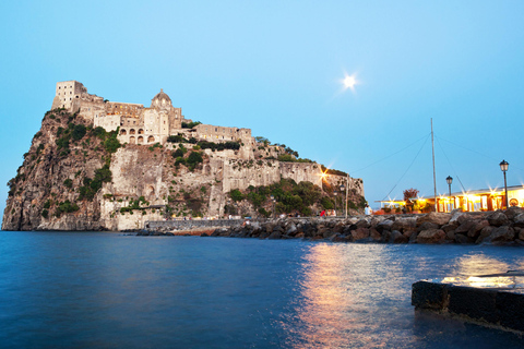 Naples: Boat Excursion to Ischia and Procida with Lunch