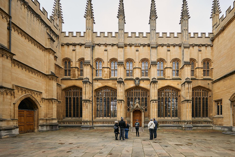 Oxford : Visite guidée officielle de l'université avec un guide expert