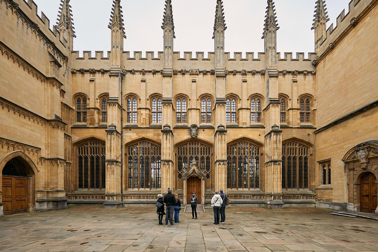 Oxford : Visite guidée officielle de l'université avec un guide expert