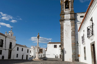 Private Countryside & Wine Escape from Lisbon