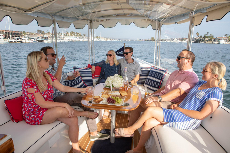 Marina Del Rey: Luxury Boat Cruise with Cheese &amp; Charcuterie