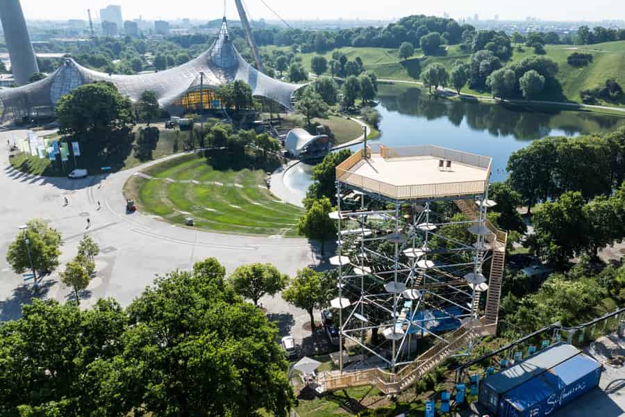 Adventure Tower - Hochseilgarten im Olympiapark München. Foto: GetYourGuide Adventure Tower - Hochseilgarten im Olympiapark München. Foto: GetYourGuide