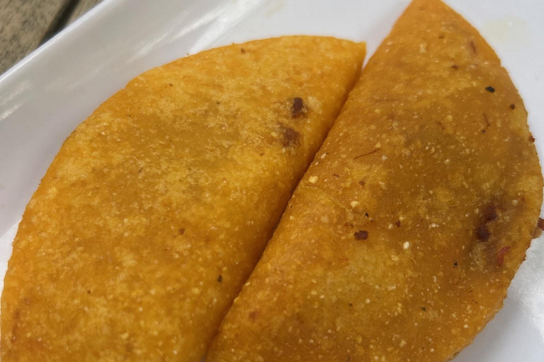 Colombian Street Food - 13 tastings included