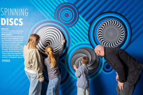 Manchester: Museum of Illusions Entry Ticket