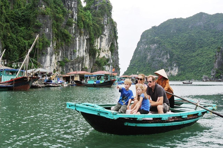 Visite d'une journée de la baie d'Halong 6 heures Croisière commentée, déjeuner, kayakVisite d'une jounée de la baie d'Halong en petit groupe avec déjeuner et kayak