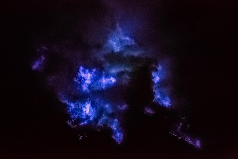 From Bali: Ijen Sunrise Tour & Breakfast at Local Restaurant