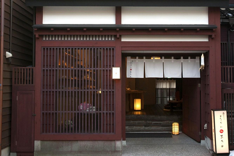 Kanazawa: Gold Leaf Craft Workshop in Higashi Chaya
