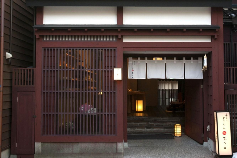 Kanazawa: Gold Leaf Craft Workshop in Higashi Chaya