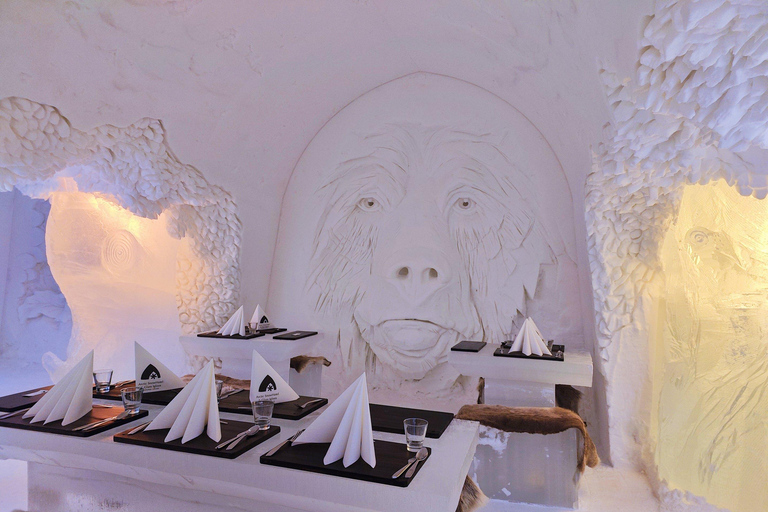 Rovaniemi: Snow Hotel Tour and Ice Restaurant Dinner Meeting Point at Snowman World, in Santa Claus Village