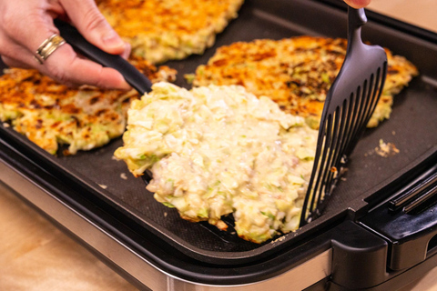 Osaka : Cours de cuisine et dégustation de saké avec visite du marché local