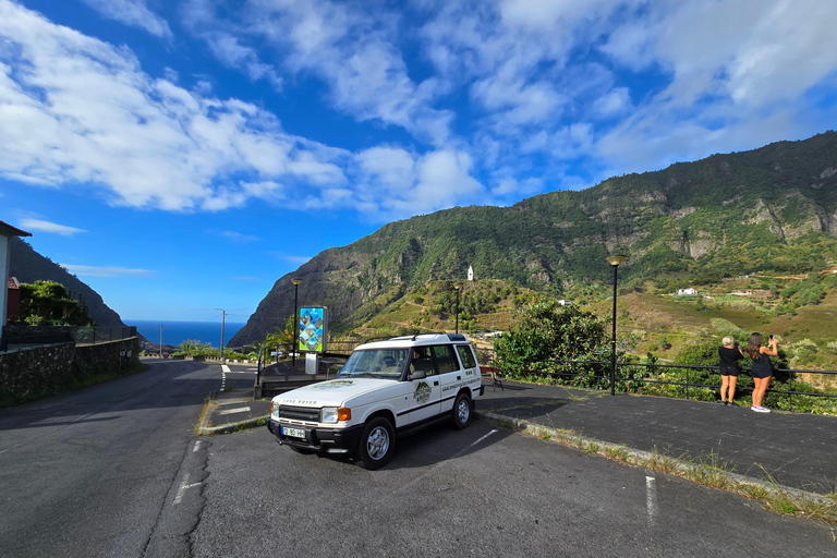 Excursion en jeep dans l&#039;ouest de Madère – Fanal, Seixal, piscines naturelles et petits groupes